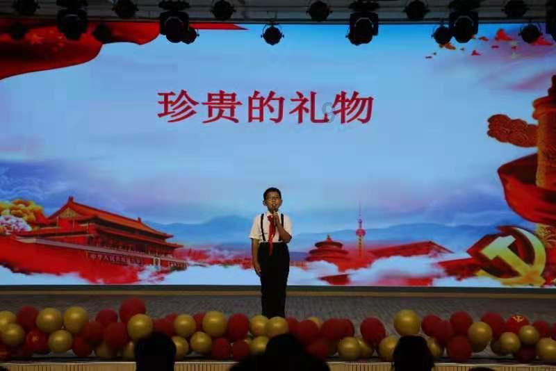 应届生考公，考研还是找工作，意见跟家长不一致，学生该怎么做呢？游戏画面