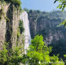 攀登高峰